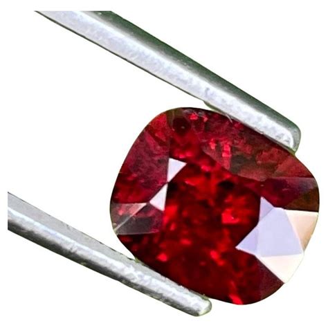 Brilliant Dark Red Spinel Stone 1.38 Carats Spinel Gemstones Spinel Jewellery at 1stDibs