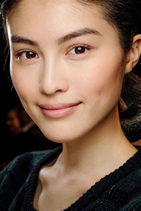 Le Fashion 27 Beauties With Bold Brows