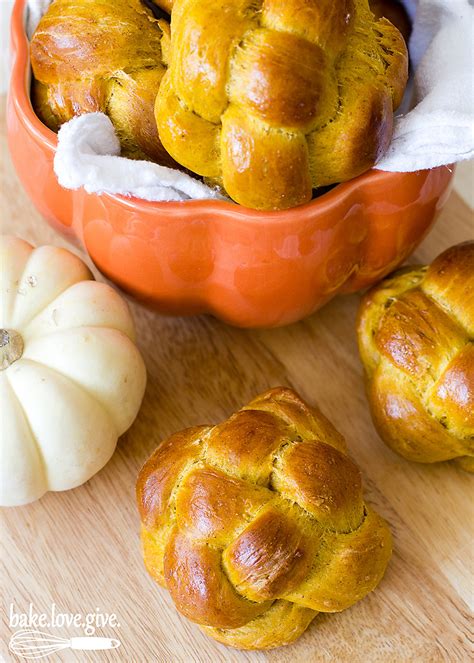 Pumpkin Challah Bake Love Give