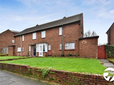 3 Bed Semi Detached House For Sale In Keyes Road Dartford Kent Da1