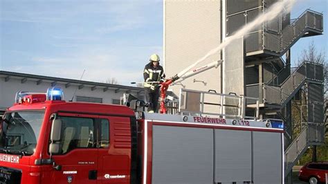 Neues Tankl Schfahrzeug F R Korbacher Feuerwehr