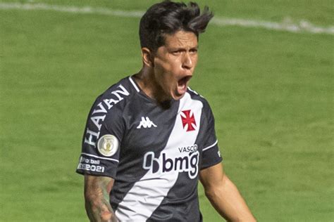 Veja como a imprensa destacou a vitória do Vasco contra o Atlético MG