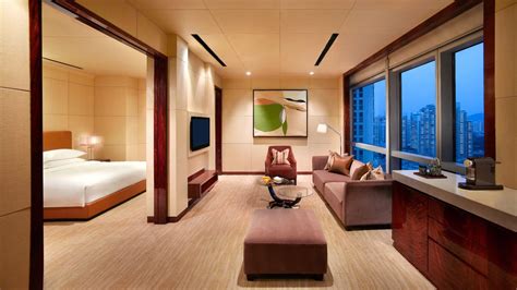 Luxury Hotel Rooms & Suites | Grand Hyatt Shenzhen