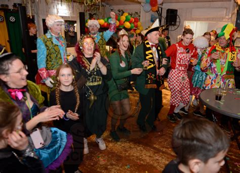 Kouwe Klauwebal Carnavals Vereniging De Scheresliepers