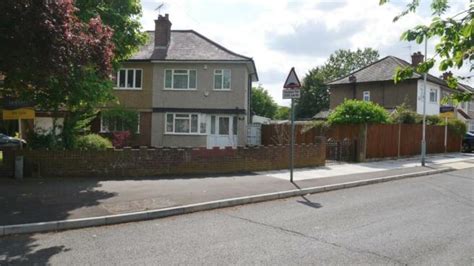 3 Bedroom Semi Detached House For Sale In Park Lane Hayes Middlesex