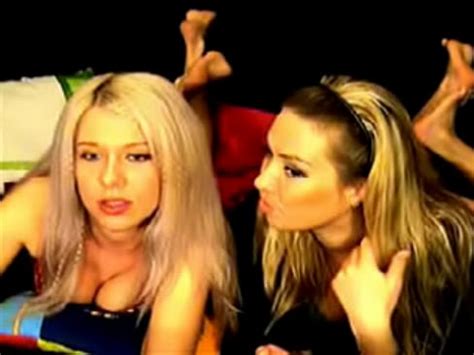 Russian Lesbians On Webcam SexAtCams XVIDEOS