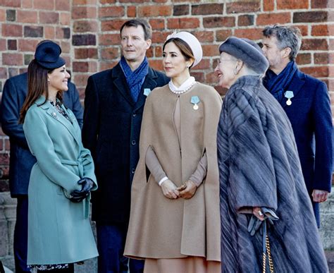 Photo La Reine Margrethe II De Danemark Le Prince Frederik Et La