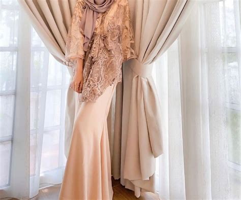 Baju Kurung Nude Women S Fashion Muslimah Fashion Baju Kurung Sets