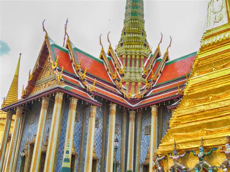 Wat Phra Kaew, Bangkok, Thailand Stock Image - Image of statue, temple: 113138747