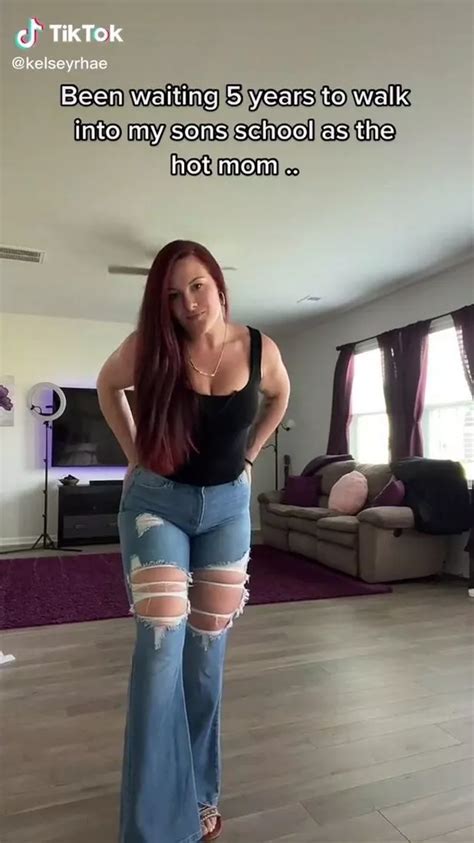 Woman Has Hot Mum Transformation So She Looks Good Going To Son S School Daily Star