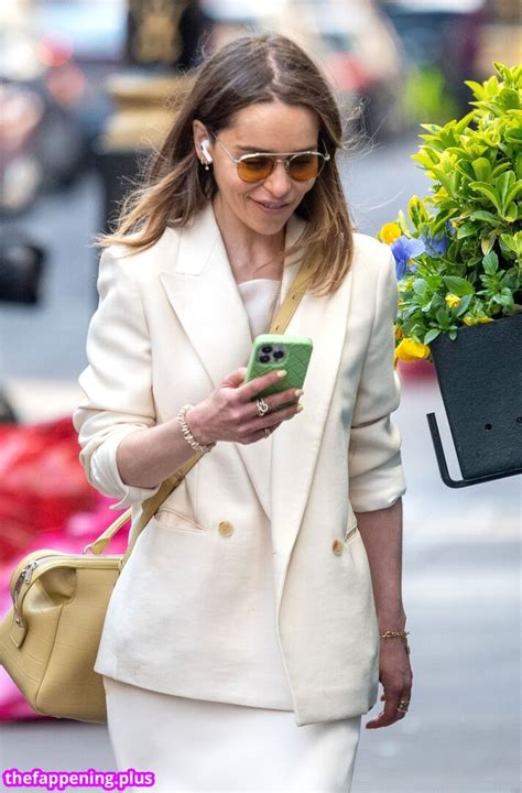 Emilia Clarke Clarkeyxo Emilia Clarke Emiliaclarke Nude Onlyfans Photo The