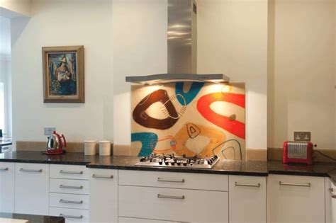 Excellent Examples Of Patterned Splashbacks For Cookers - Interior Design Inspirations