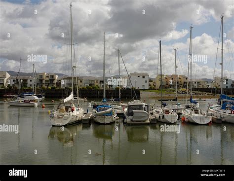 Porthmadog Marina Hi Res Stock Photography And Images Alamy