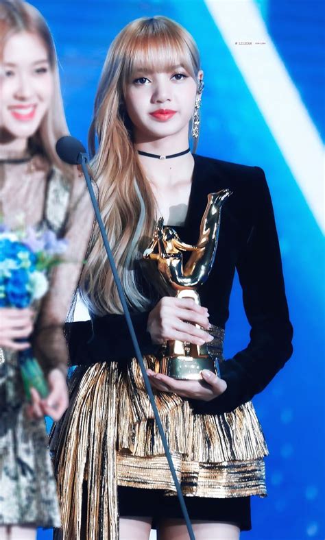 190105 33rd Golden Disc Awards Lisa Golden Disk Awards Lisa Rosé