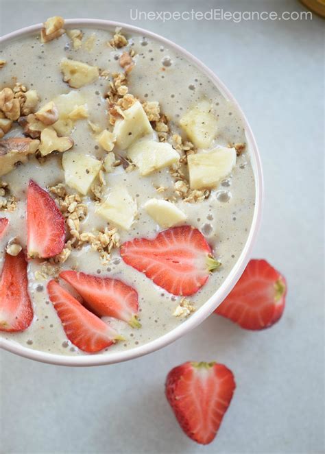 Strawberry Banana Smoothie Bowl