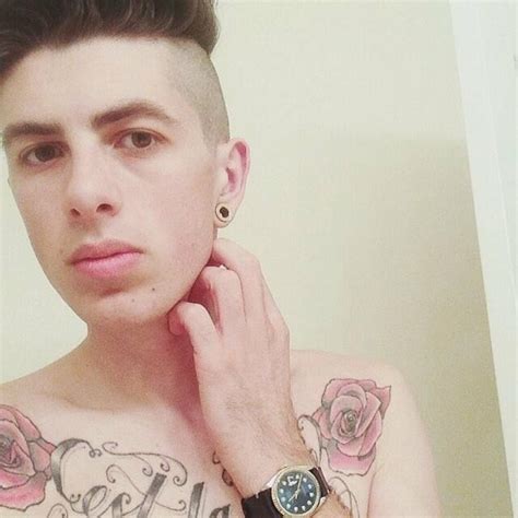 Sam Pepper Nude Sexy Selfies Leaked Leaked Meat