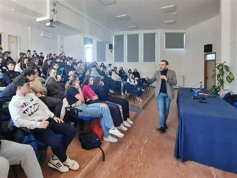 Donne E Legalit L Esempio Di Lea Garofalo Allalfano Incontro Con Lo