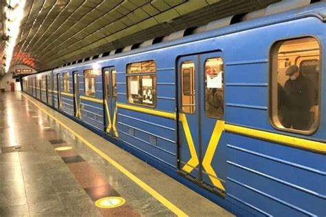 Поезда киевского метро модернизируют при поддержке Варшавы ...