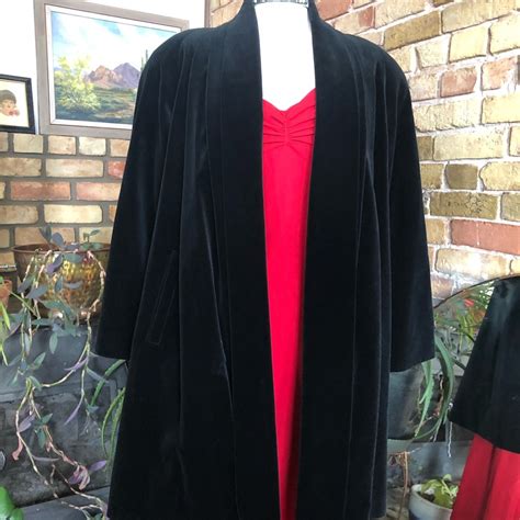 Vintage Black Velvet Coat From The 80s Size Small Gem