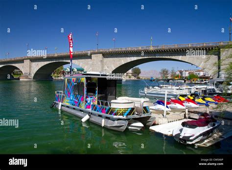 The London Bridge At Lake Havasu City Arizona Usa Stock Photo Alamy