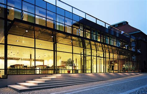 Bibliotekets historia | KTH
