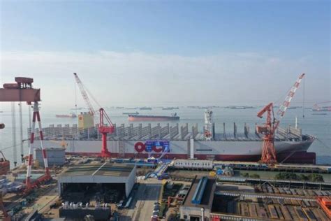 OOCL Welcomes First Of Six 24 000 TEU Megaships Shipping Herald