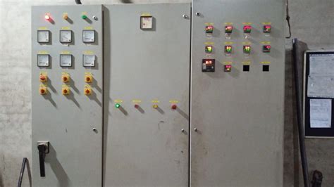 Three Phase Control Panels For Spm 415 V Upto 2000 Amps At 10000