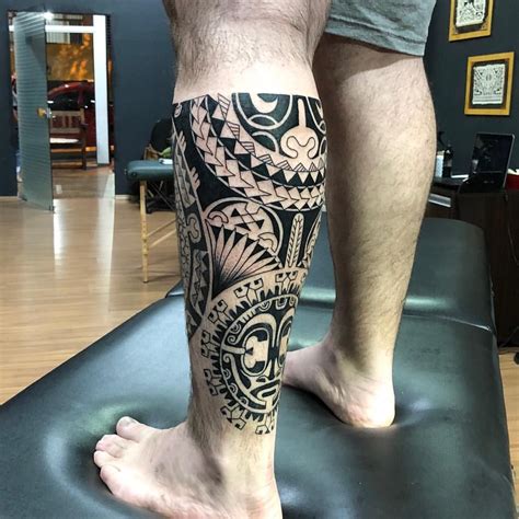 Tatuagem Masculina Na Perna Maori Tatuagens Maori No Bra O Peito E