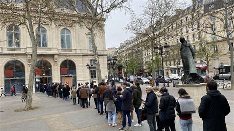 Les Parisiens votent la fin des trottinettes en libre service succès