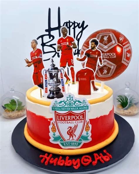 Customised Birthday Cakes Food And Drinks Homemade Bakes On Carousell