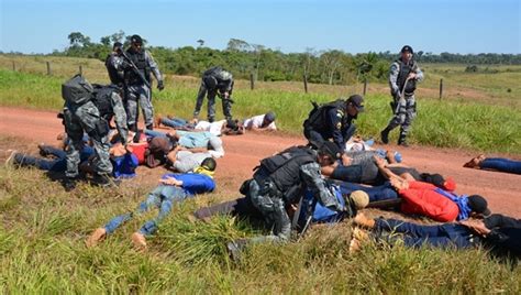 Polícia Acaba Com Ladrões Que Roubaram R 1 Milhão De Fazenda