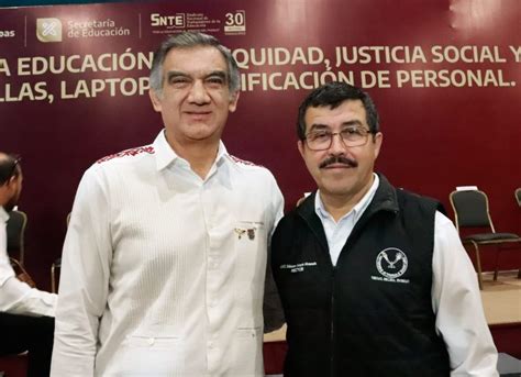 El rector de la UAT Dámaso Anaya Alvarado acompañó al gobernador