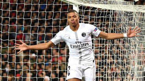 Sriker Kylian Mbappe Yang Dikabarkan Telah Menolak Tawaran Perpanjang