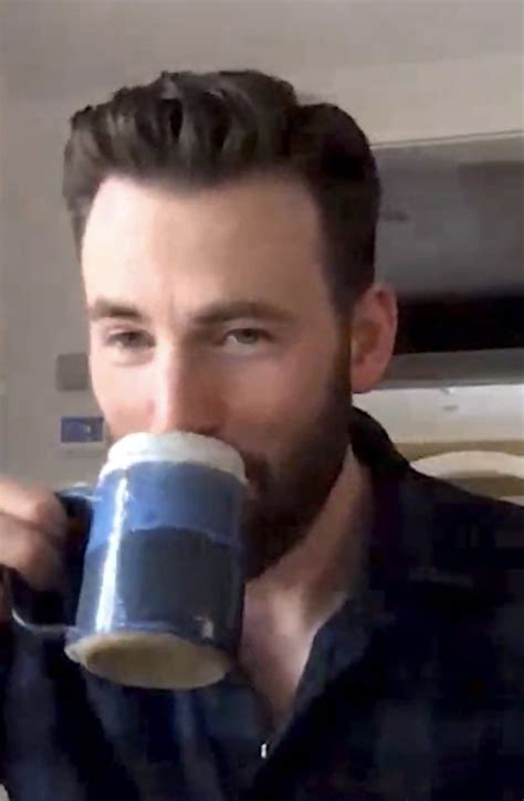 Chris Evans Updates On Twitter Chris Evans Thats The Tweet Hot British Actors