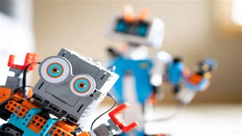 The Ultimate Guide to Robotics Kits for Kids - BrightChamps Blog