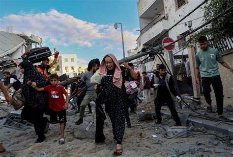 Hundreds Feared Dead In Gaza Hospital Blast As Israel And Hamas Blame Each Other The New York