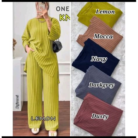 Jual PROMO ONE SET HORNET KNIT RAJUT SETELAN KAOS CELANA WANITA