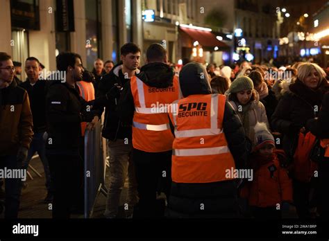 Parigi Francia Dicembre Photopqr Le Parisien Olivier