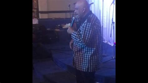 2016 Bishop Willie James Campbell Praying Chicago Youth Revival Youtube