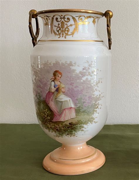 Proantic Paire De Vases En Opaline Cerclés De Bronze Et Rehaussé d