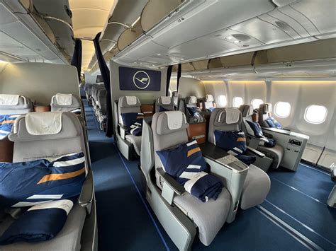 Lufthansas New First Class And Business Class Seats Are Stunning The