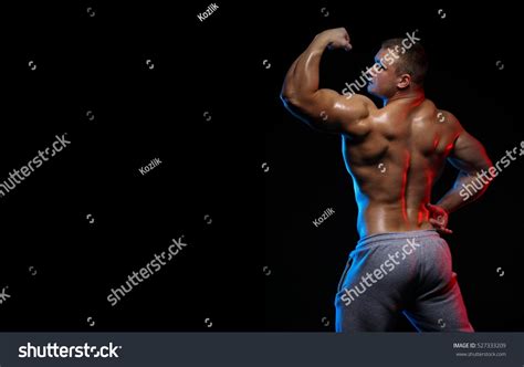 Male Bodybuilder Athlete Naked Torso Posing Stock Photo 527333209 Shutterstock