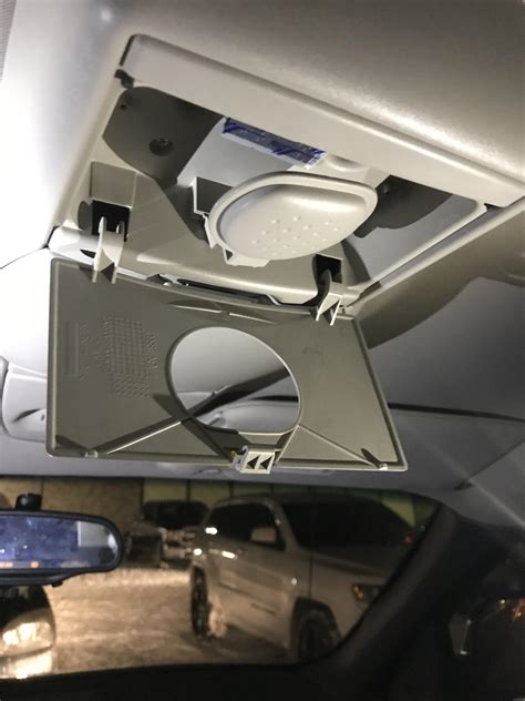 In the ceiling of my friend’s car : r/whatisthisthing