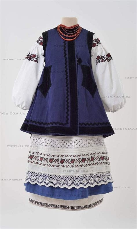 Pin by Vira Vyshyvka on Вишивка | National clothes, Clothes design ...