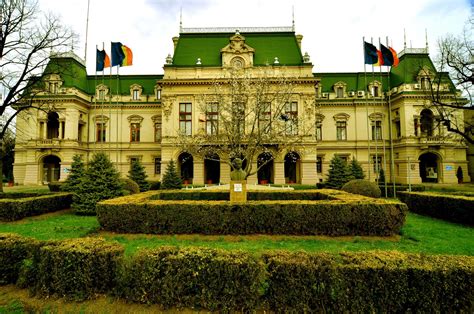 Top 20 Best Attractions in Iași, Romania - Framey