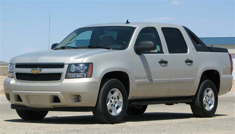 Chevrolet Avalanche | Tractor & Construction Plant Wiki | FANDOM ...