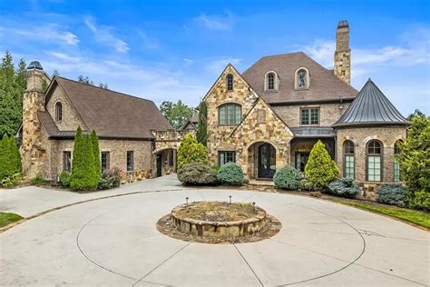 Kim Zolciak And Kroy Biermanns Georgia Home Faces Foreclosure