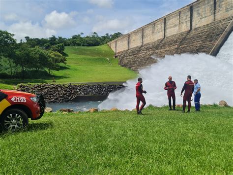 Bombeiros localizam corpo de homem desaparecido na barragem João Leite