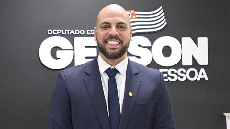 Gerson Pessoa Apresenta Projeto Que Cria A Semana Estadual De