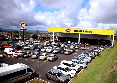 O BH ATACADO E VAREJO CHEGOU EM TRÊS CORAÇÕES Supermercados BH